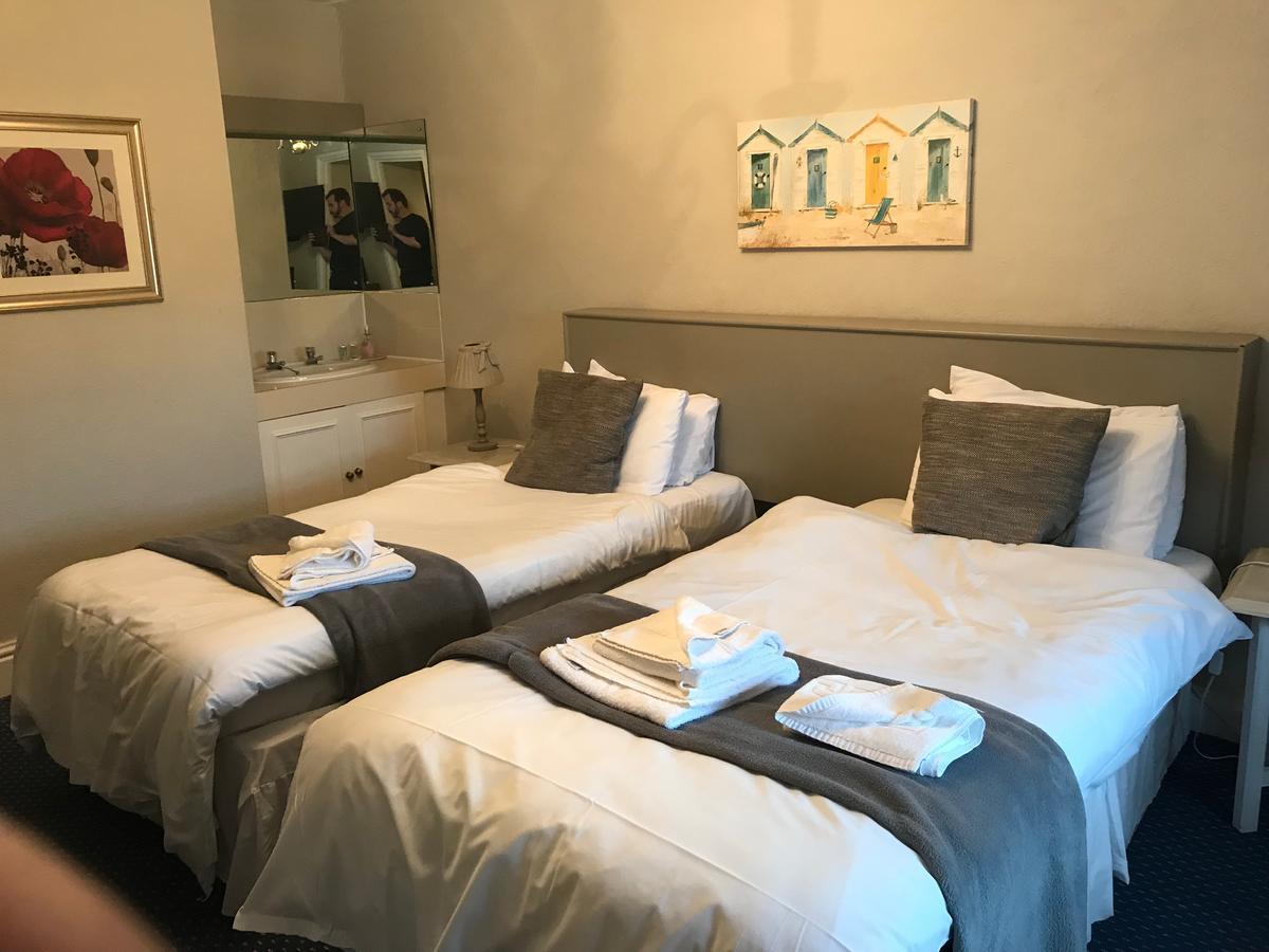 The Ilchester Arms Hotel Abbotsbury Dış mekan fotoğraf